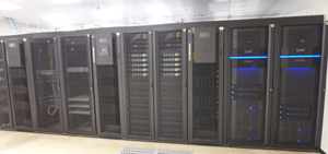 Вычислительная и телекоммуникационная инфраструктура для обслуживания суперкомпьютера